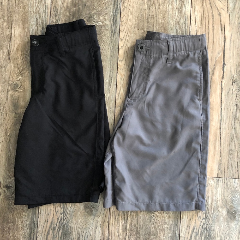 M Boys Under Armour Golf Shorts